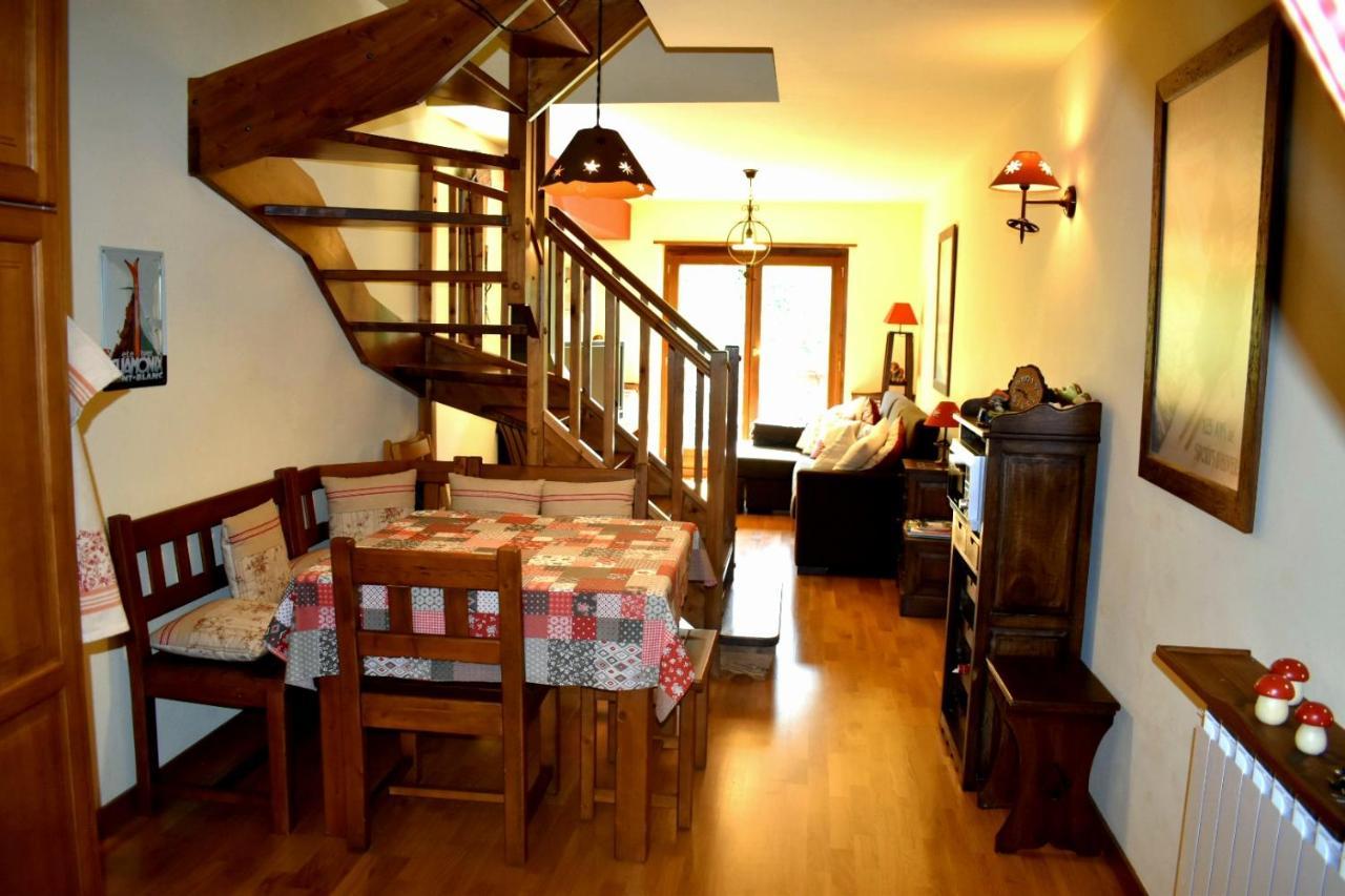 Bonic I Acollidor Triplex Amb Vistes Apartment โบอี ภายนอก รูปภาพ